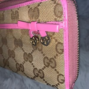 Gucci monogram wallet zip around